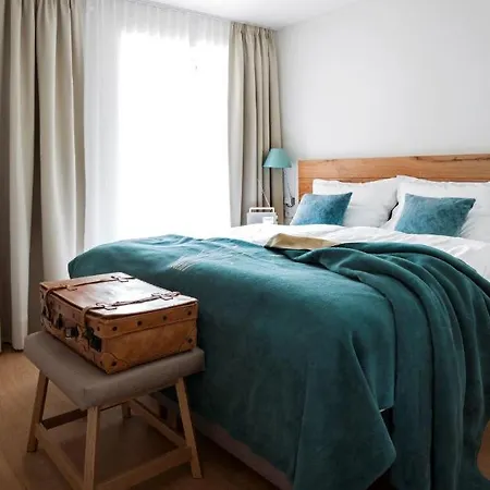 Reetdorf Geltinger Birk Kuenstlerkate Rohrsaenger Holiday home Nieby (Nieby, Schleswig-Flensburg)