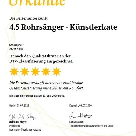 Reetdorf Geltinger Birk Kuenstlerkate Rohrsaenger